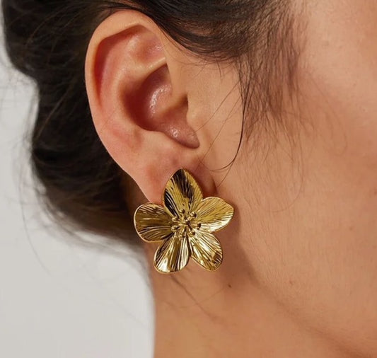 Arete Flor Pequeña