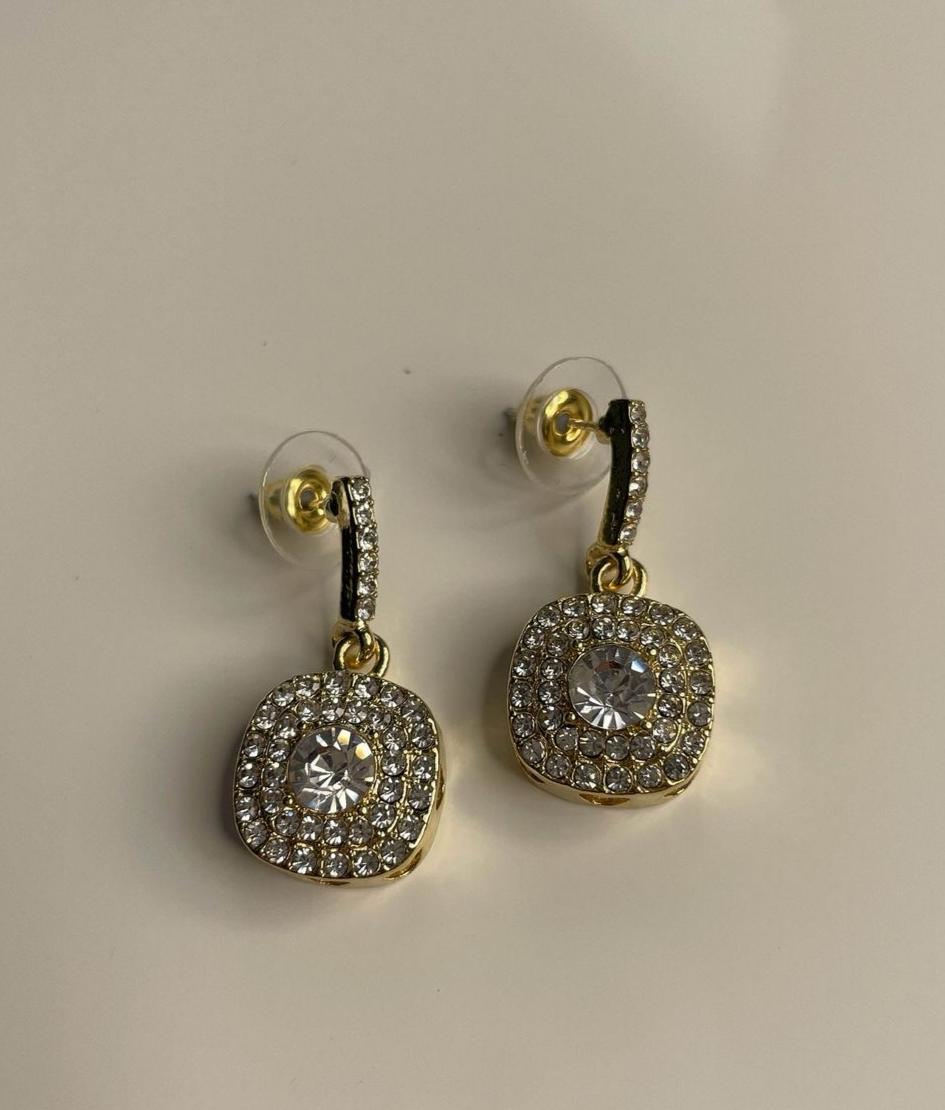 Aretes Diamonds